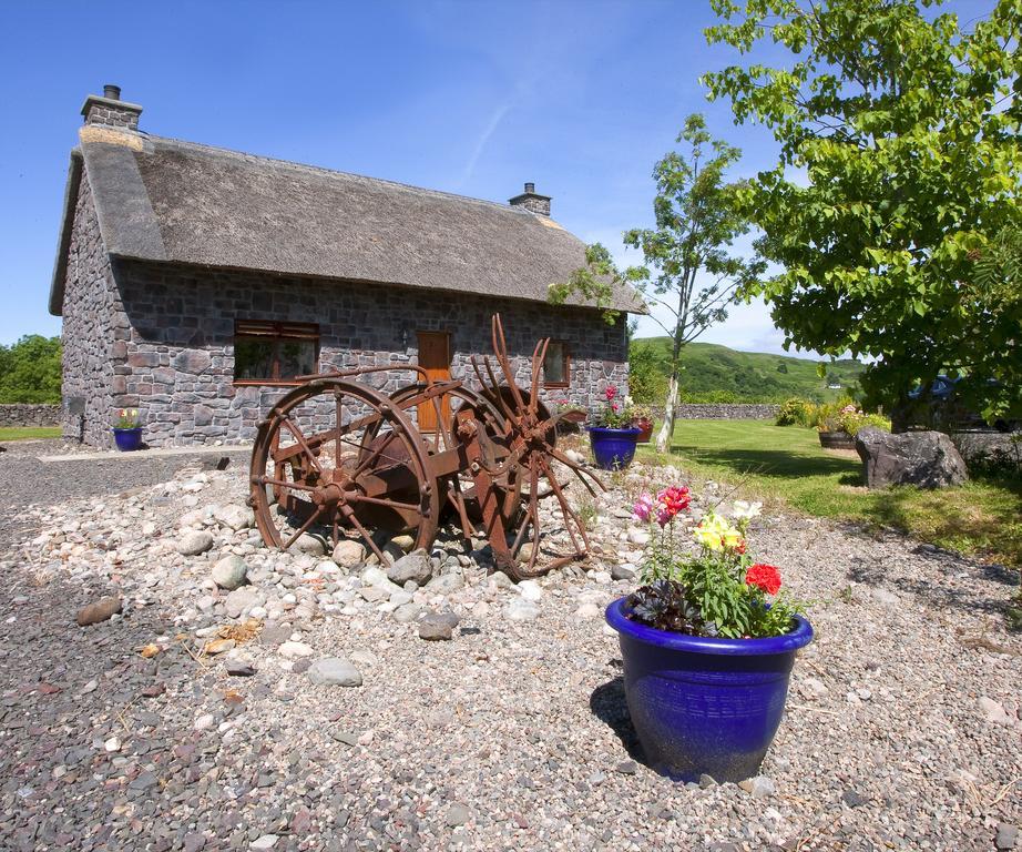 Clan Cottages Oban Buitenkant foto
